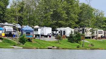 Pine Cradle Lake Family Campground