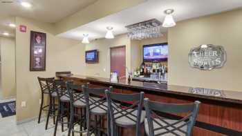 Cobblestone Hotel & Suites - Waynesboro