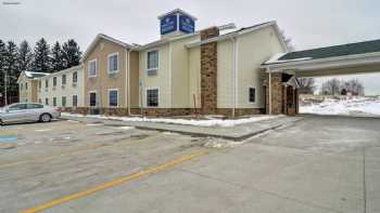 Cobblestone Hotel & Suites - Punxsutawney