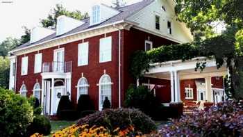 Mountain Laurel Bed/Breakfast