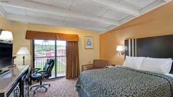 Days Inn by Wyndham Washington Pennslvania