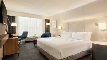 Crowne Plaza Philadelphia - King of Prussia, an IHG Hotel