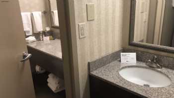 DoubleTree by Hilton Hotel Pittsburgh - Monroeville Convention Center