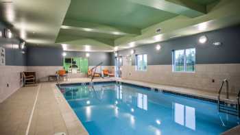 Holiday Inn Express & Suites Lancaster East - Strasburg, an IHG Hotel