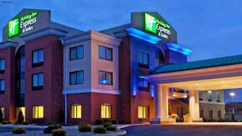 Holiday Inn Express & Suites Franklin - Oil City, an IHG Hotel