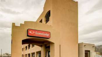 Econo Lodge East