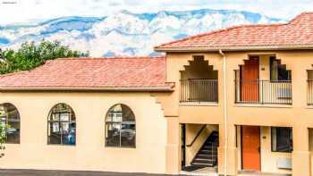 Days Inn by Wyndham Rio Rancho