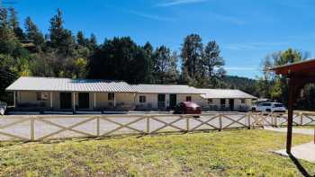 Lake Roberts Motel