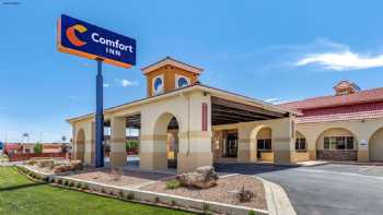 Comfort Inn City of Natural Lakes