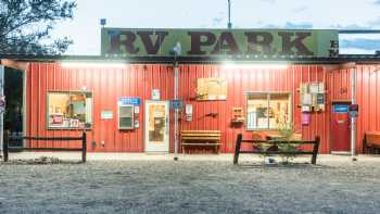 Kiva RV Park and Horse Motel